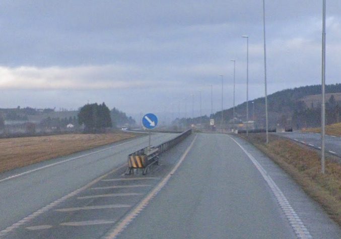 Det skal legges ny asfalt på E6 mellom Steinkjer og Mære.